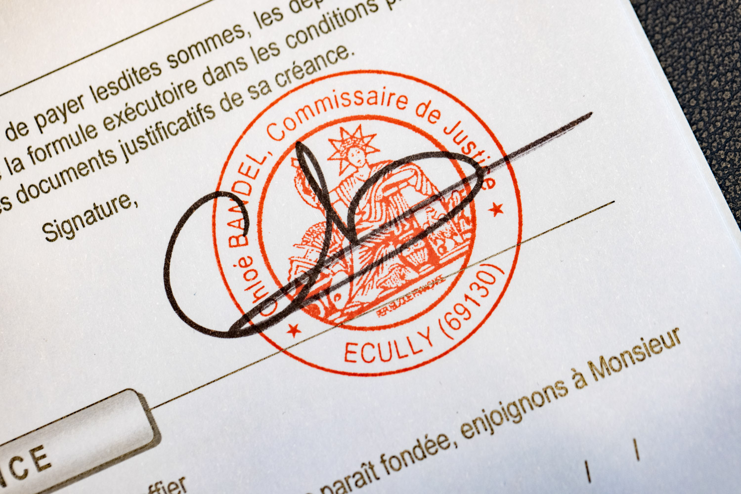 Dépôt d'actes avec signature